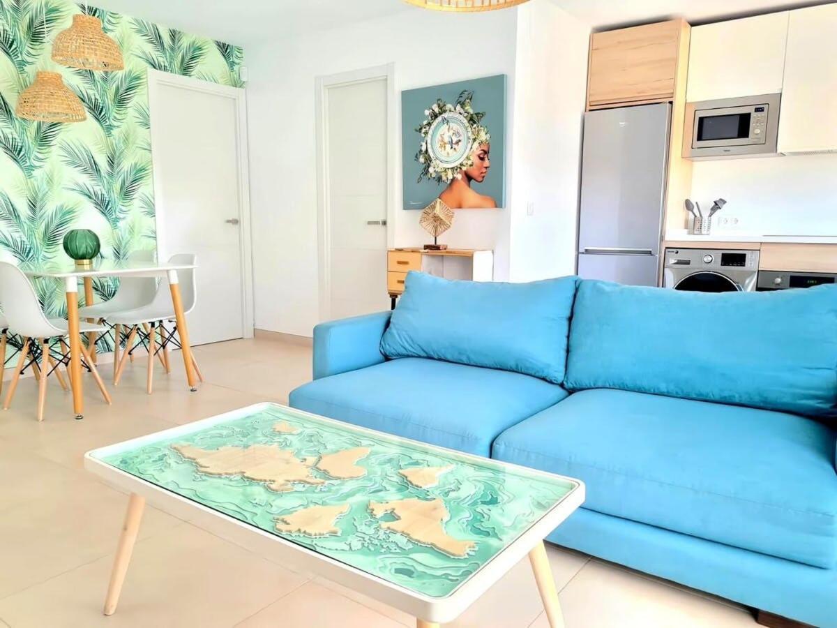 Apartamento Moderno Y Con Estilo En La Carihuela Torremolinos Exterior foto